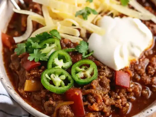 Delicious keto chili recipe without beans, hearty and flavorful, perfect for low-carb diets.
