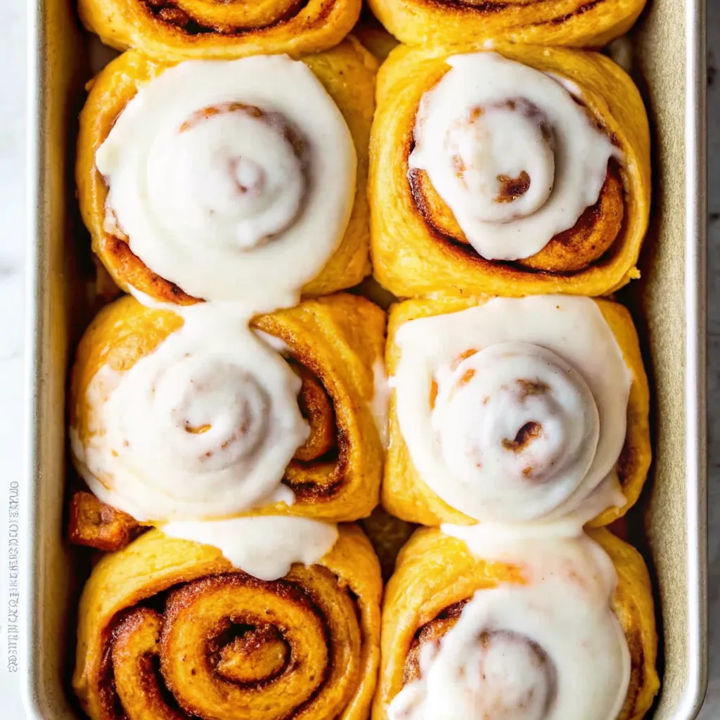 Pumpkin Cinnamon Rolls