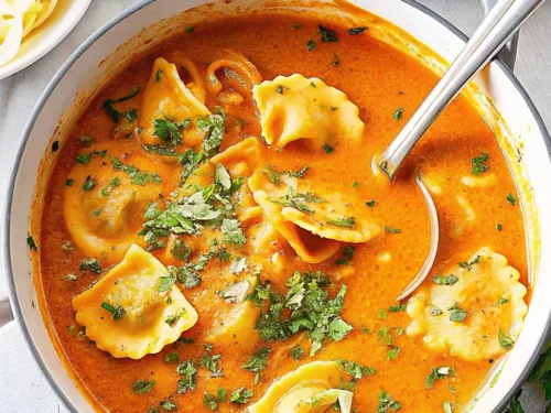 Image of Easy One Pot Ravioli Soup