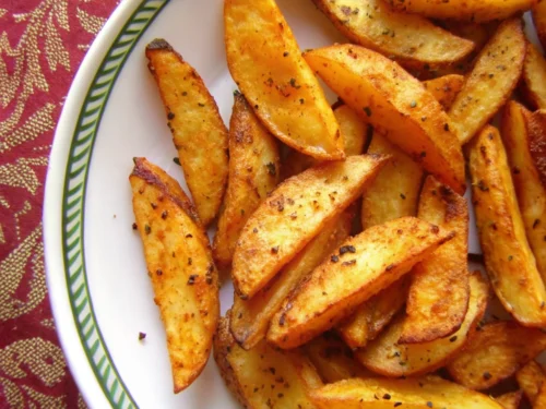 Crispy Garlicky Baked Fries