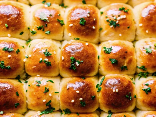 The Fluffiest Garlic Butter Bread Rolls