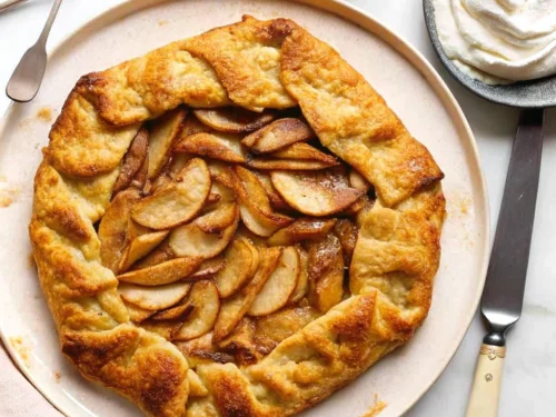 The ELEGANT Warm Apple Crostata