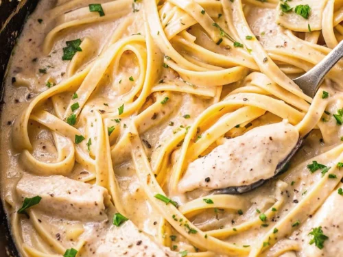 Crockpot Chicken Alfredo