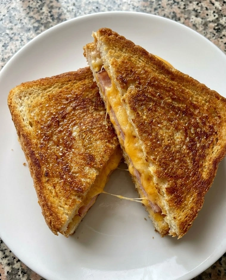 Air Fryer Ham and Cheese Toastie