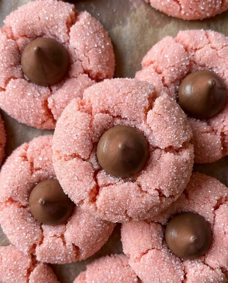 Strawberry Kiss Cookies