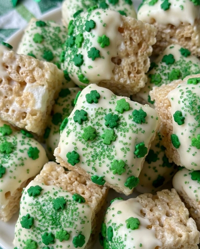 St. Patrick's Day Rice Krispie Bites