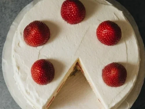 Japanese Strawberry Shortcake