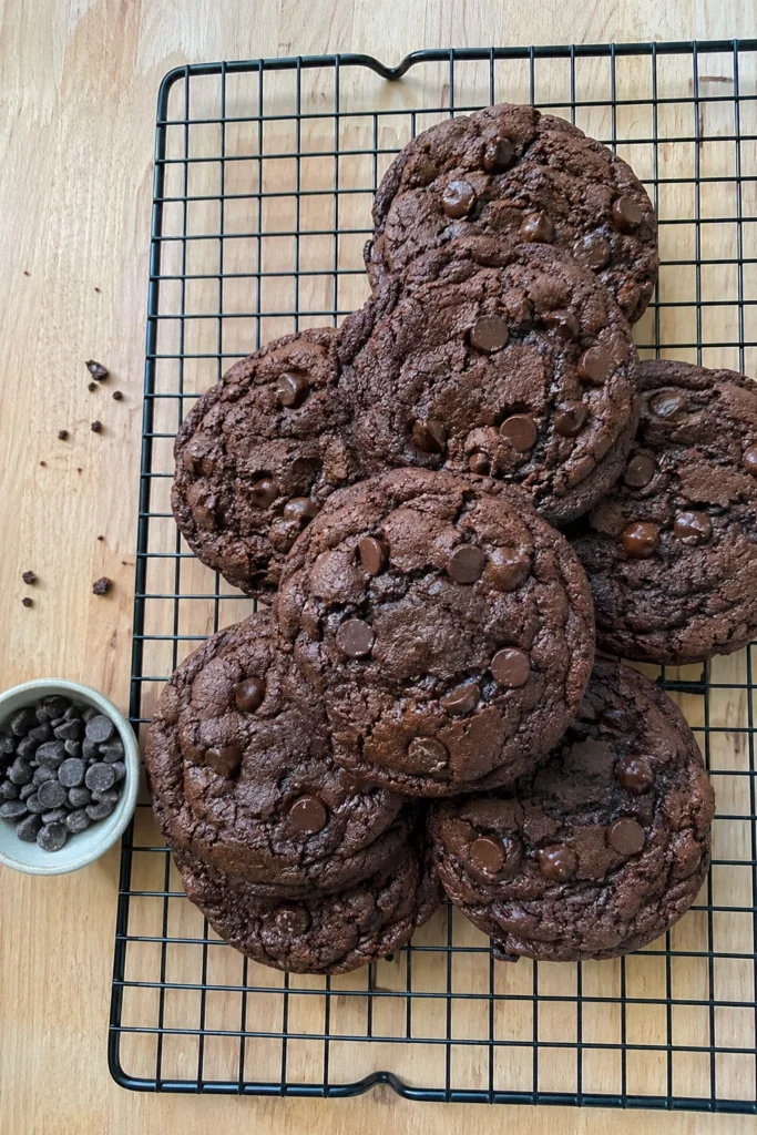 Healthy Chocolate Banana Cookies