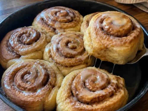 Maple Cinnamon Rolls final shot