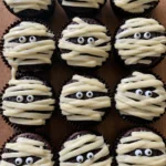 Mummy Cupcakes final shot